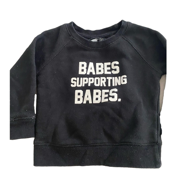 Brunette the label -little babes 12-18 months "babes supporting babes" sweater - Picture 2 of 4